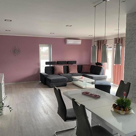 Prazdninovy Dum Sorada Villa Rohatec Ngoại thất bức ảnh