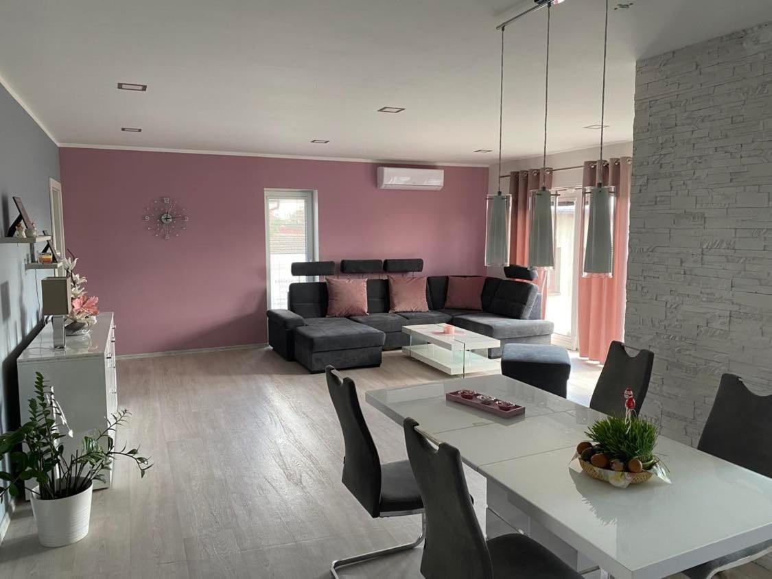 Prazdninovy Dum Sorada Villa Rohatec Ngoại thất bức ảnh